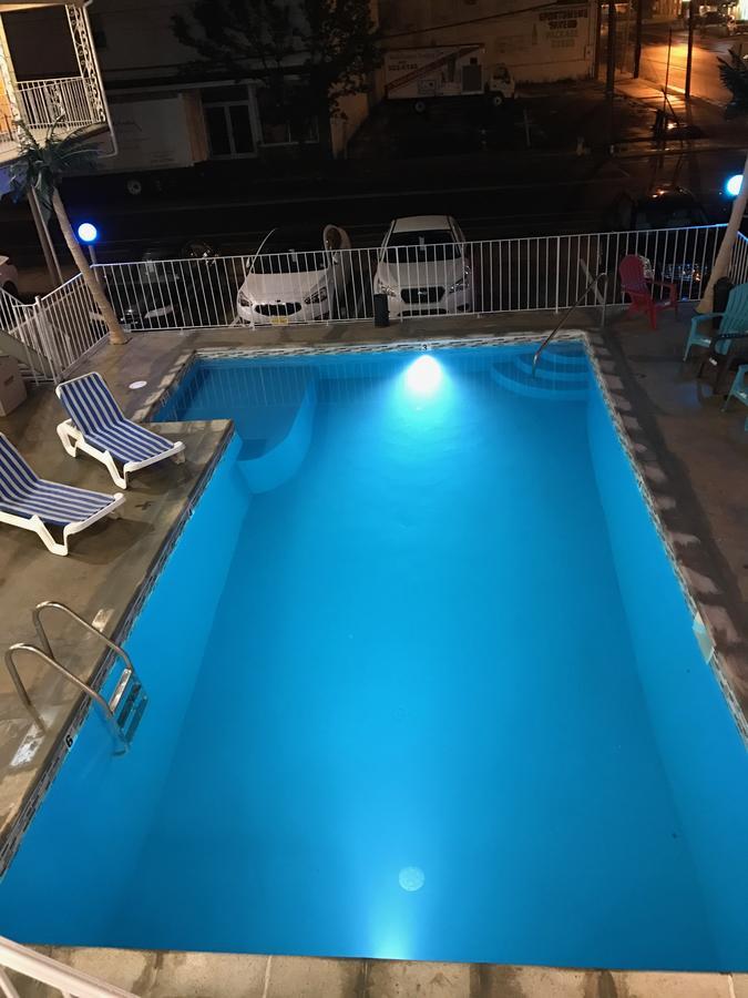 Sunrise Inn Вайлдвуд Экстерьер фото